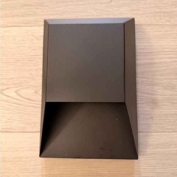 Other - Elegant Black Outdoor Wall Light